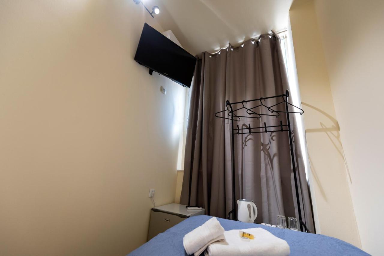 Pure Urban Bedboxes Acropolis Metro Petralona Apartment Athens Exterior photo