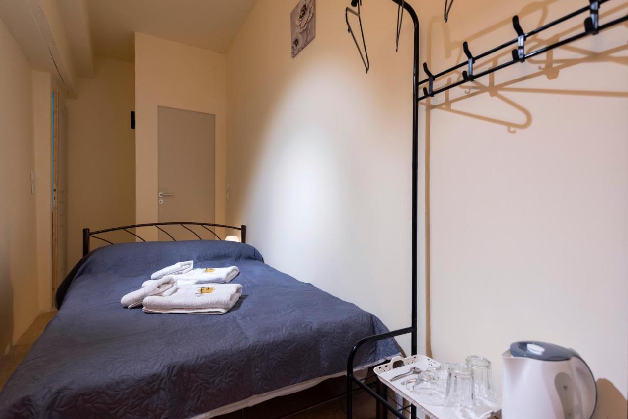 Pure Urban Bedboxes Acropolis Metro Petralona Apartment Athens Exterior photo
