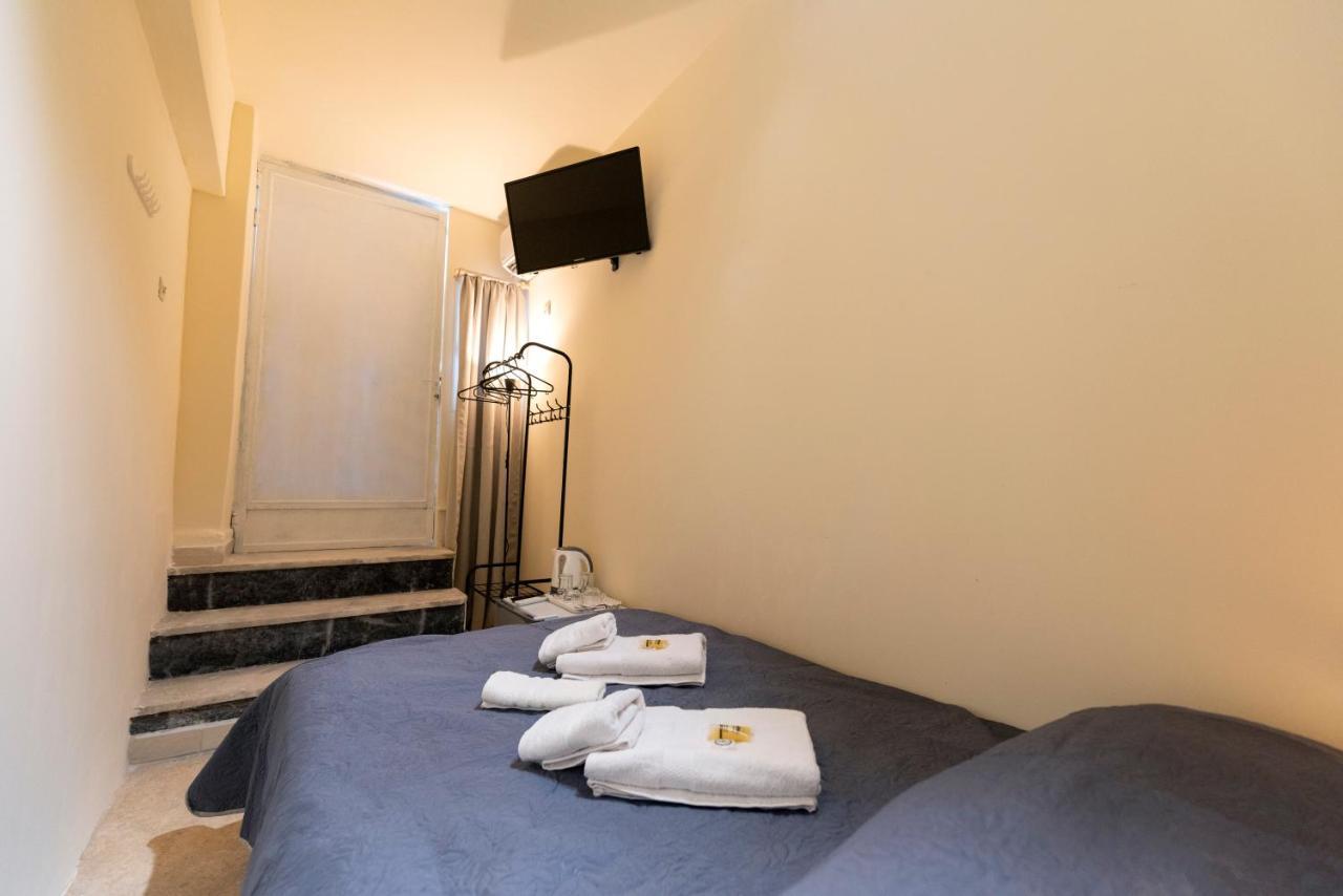 Pure Urban Bedboxes Acropolis Metro Petralona Apartment Athens Exterior photo